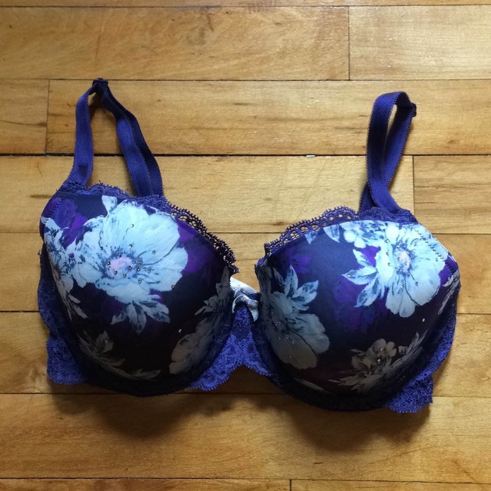 Victoria’s Secret Dream Angels lined demi